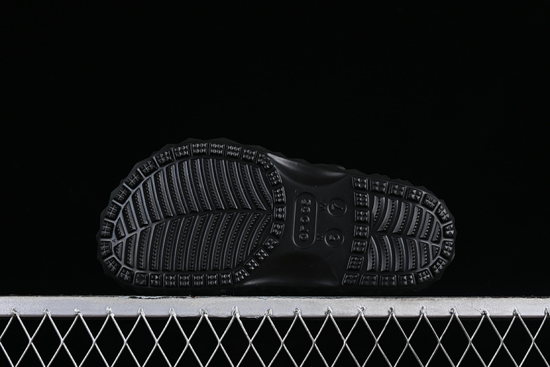 Crocs [CROCS BLACK]-[WOMAN:34-39]-[MAN:40-46] - Image 11