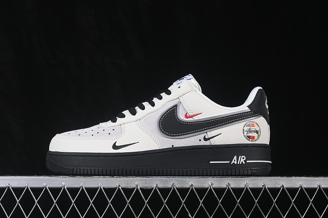 Nike Nike AIR FORCE 1 07 LOW CASUAL SNEAKERS WHITE/BLACK · DD1982-374, photo 1