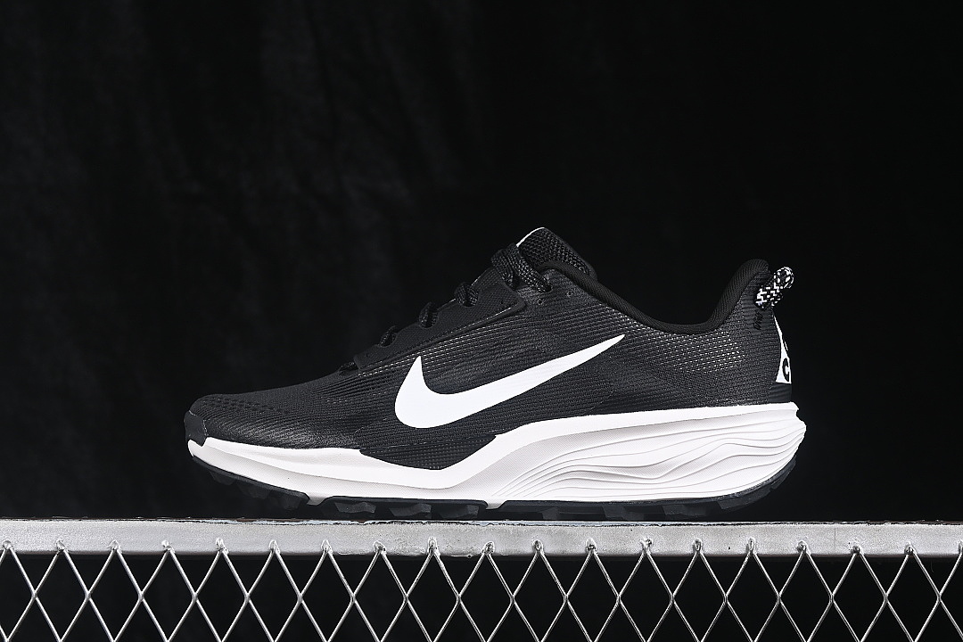 Nike [HV8116-001]-[PEGASUS TRAIL RUNNING SHOES BLACK/WHITE]-[WOMAN:36-39]-[MAN:40-45], photo 1