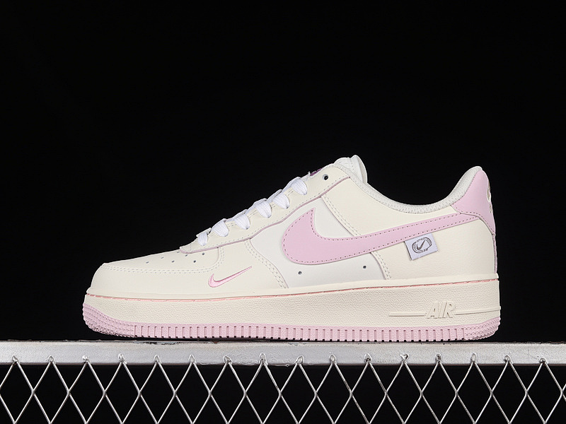 Nike Nike AIR FORCE 1 LOW 07 PEACH POWDER BEIGE/BEIGE/LIGHT PINK · FB1839-212, photo 1