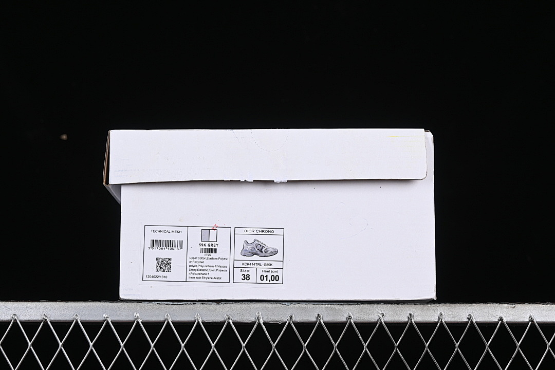 On Running [ROUND TOED LACE UP CASUAL SPORTS RUNNING SHOES WHITE/BLACK]-[WOMAN:36-39]-[MAN:40-45] - Image 11