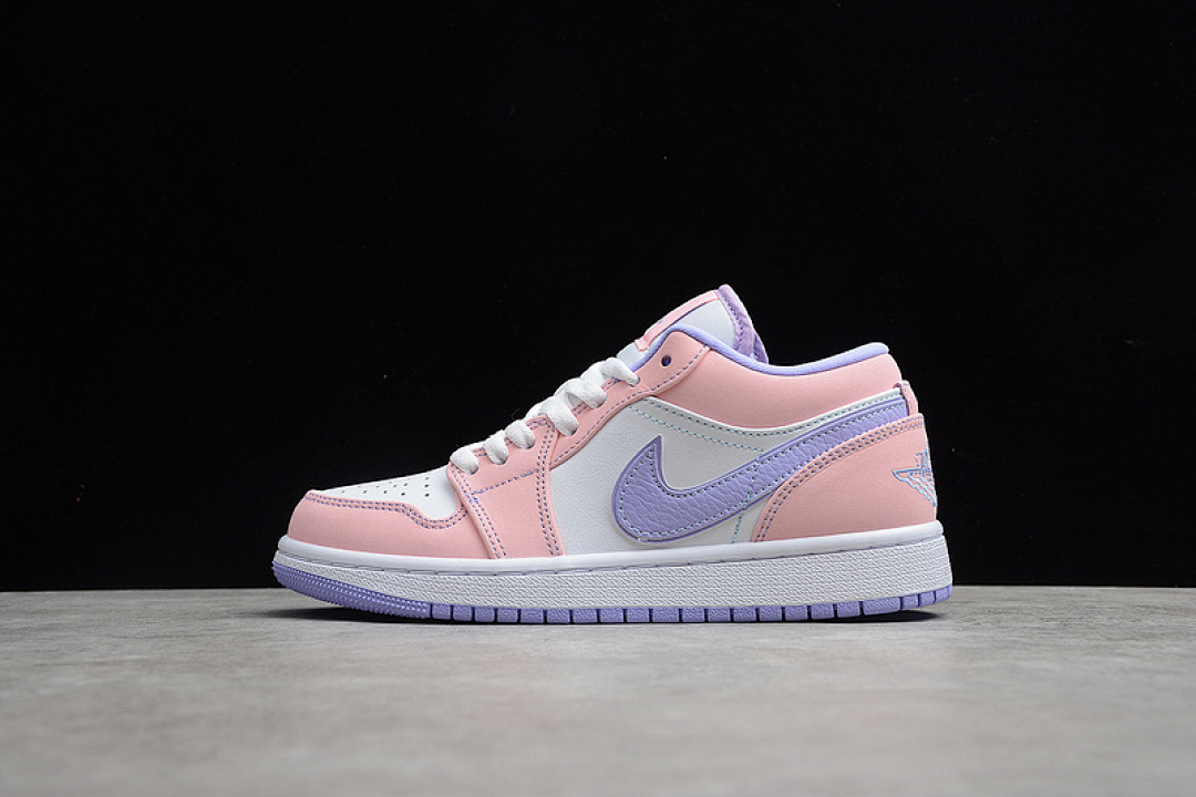 Jordan [CK3022-600]-[CJ AIR JORDAN 1 LOW SE ARCTIC PUNCH/PURPLE PULSE/WHITE]-[WOMAN:36-40], photo 1