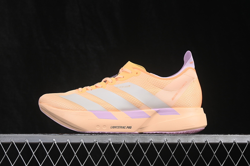 Adidas Adidas LIGHT AND LOW TOP RUNNING SHOES ORANGE/LIGHT GRAY · KI3467, photo 1