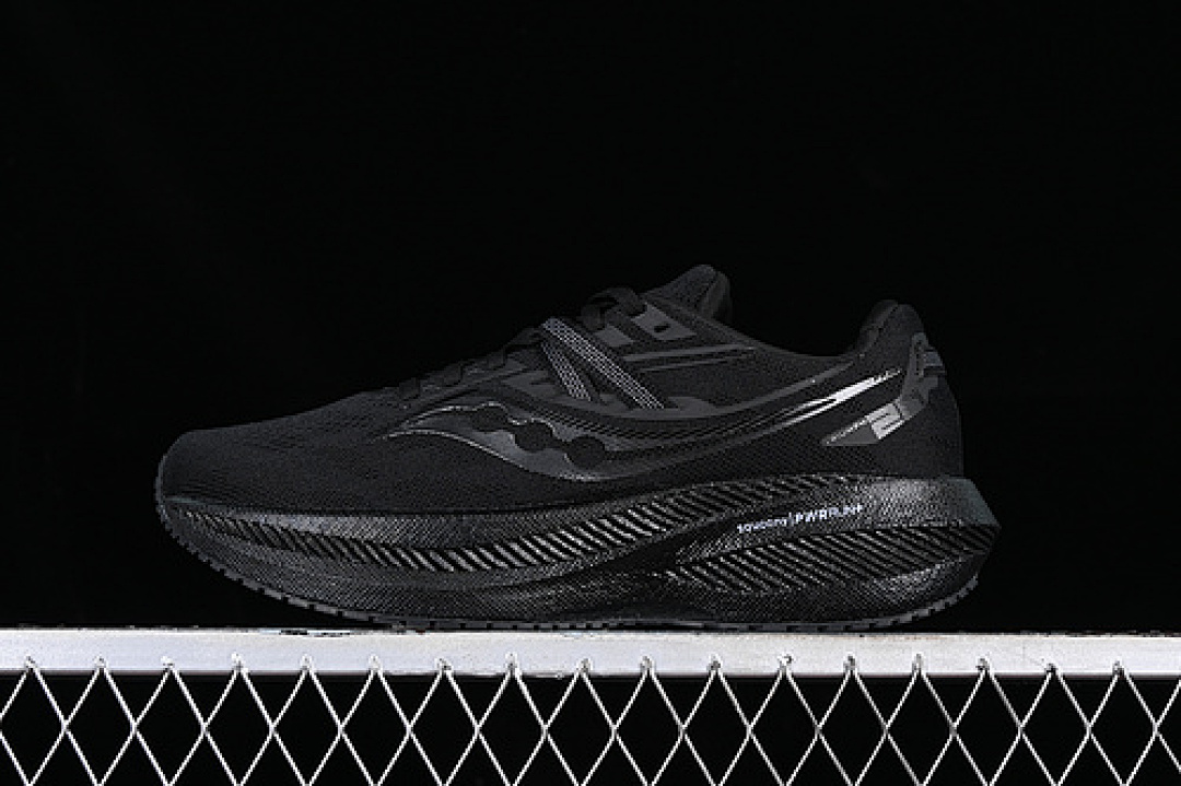 On Running [S20759-12]-[SAUCONY TRIUMPH BLACK]-[WOMAN:36-39]-[MAN:40-45], photo 1