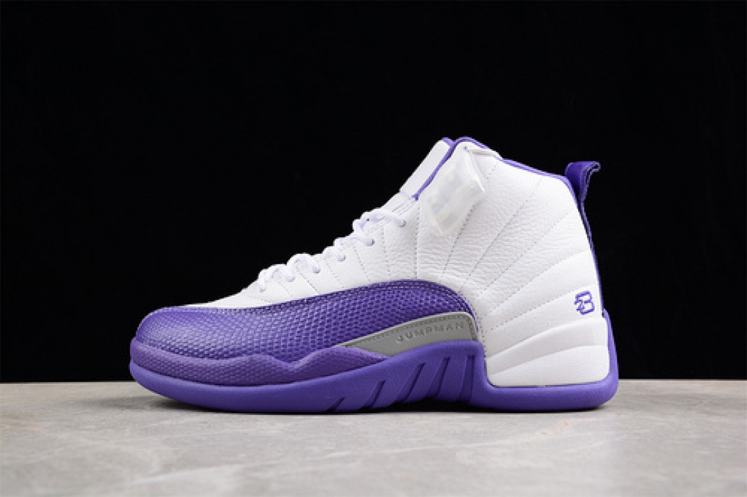 Jordan [CT8013-150]-[AIR JORDAN 12 RED TAXI WHITE/PURPLE]-[MAN:40-47.5], photo 1