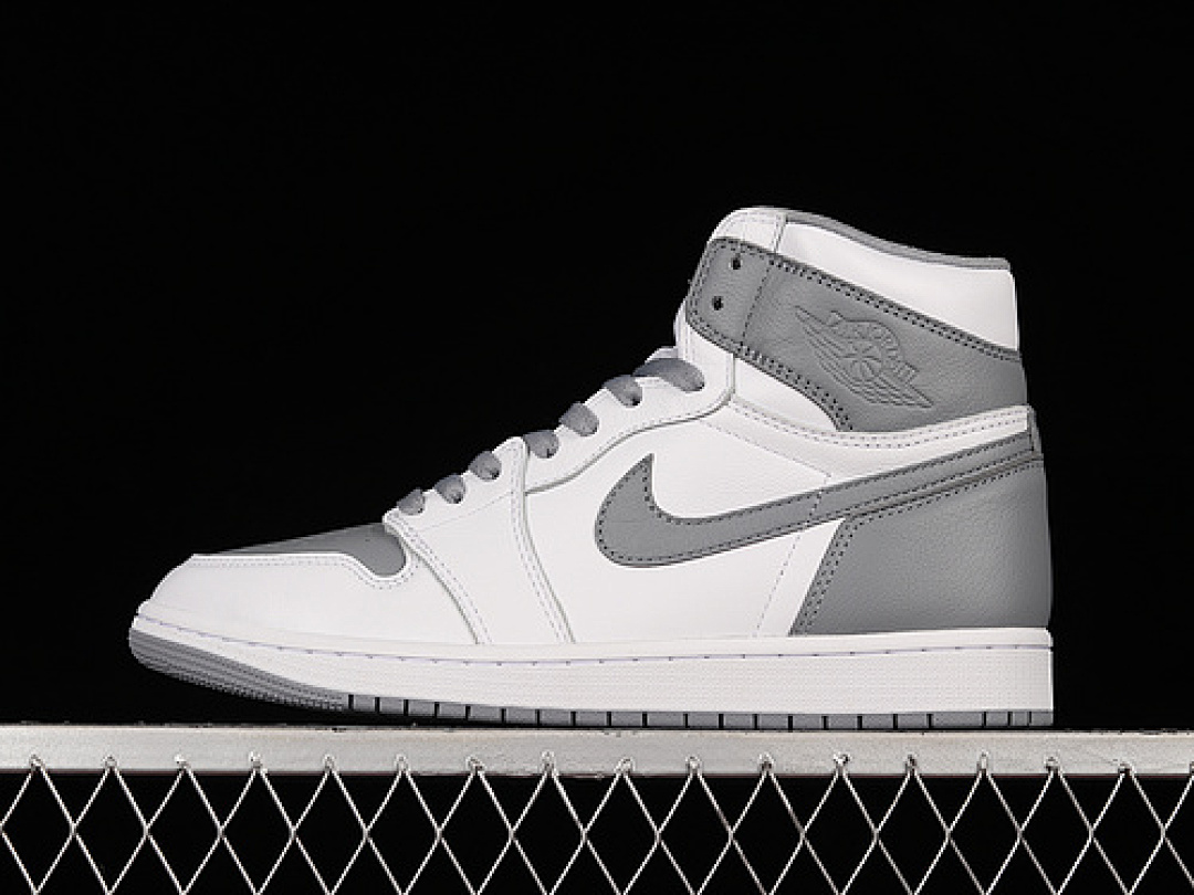Jordan [555088-037]-[AIR JORDAN 1 RETRO HIGH OG STEALTH/WHITE]-[MAN:40-47.5], photo 1