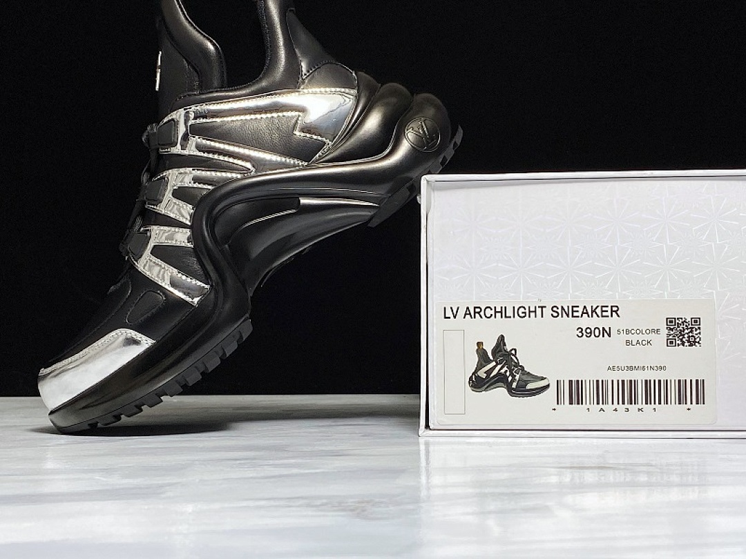 Arc'teryx [L*V SCI-FI SNEAKERS BLACK/METALLIC SILVER]-[WOMAN:35-40] - Image 3
