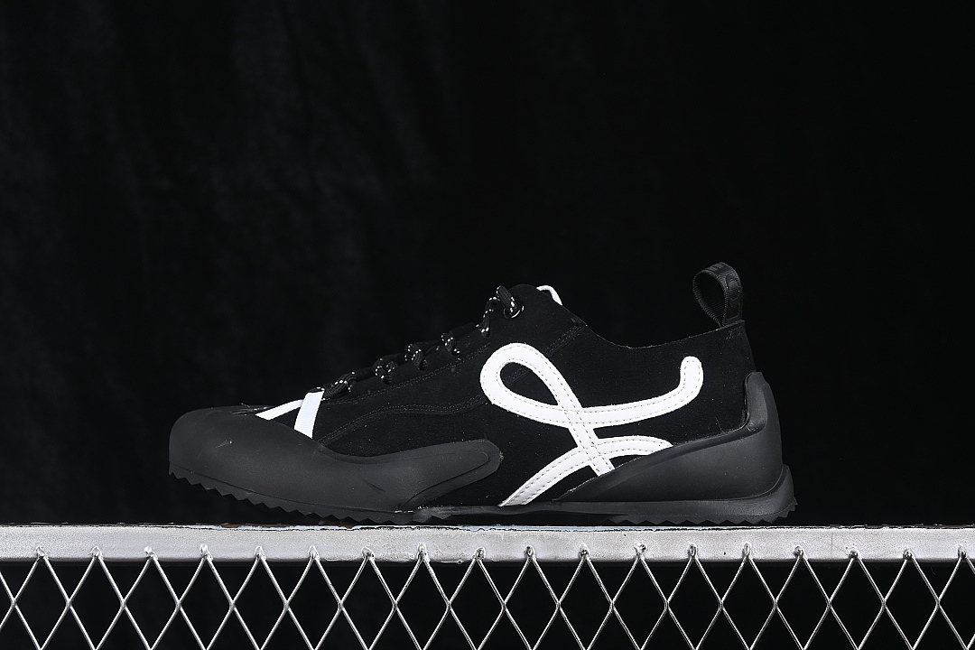 LOW-TOP CASUAL LIFESTYLE SHOES BLACK/WHITE/BLACK · LLBR282X02, photo 1