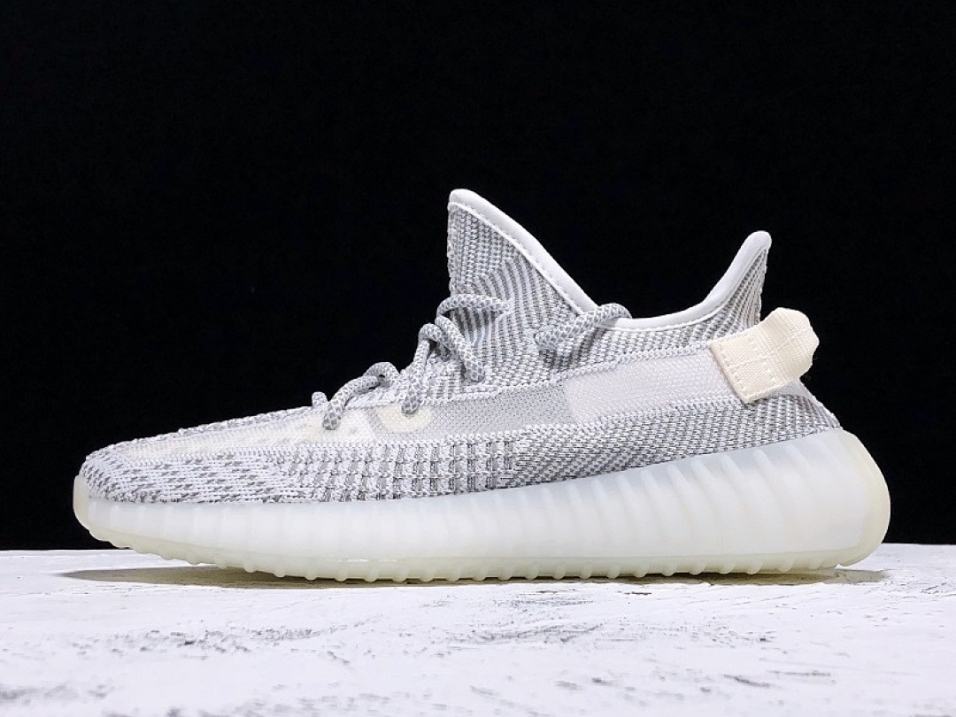 Adidas Adidas OWF YEEZY BOOST 350 V2 NON-REFLECTIVE STATIC/STATIC/STATIC · EF2905, photo 1