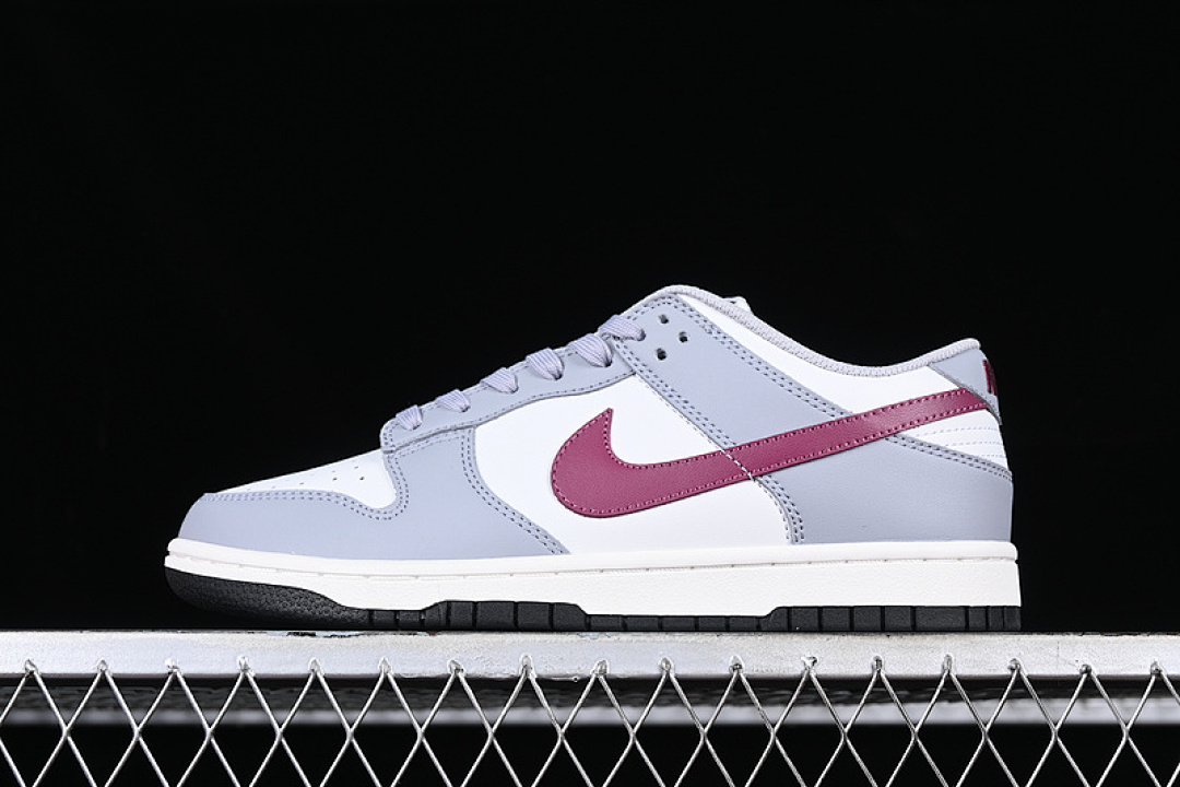 Nike DUNK LOW PALE IVORY/REDWOOD/LIGHT SILVER/SAIL/BLACK · DD1503-122, photo 1