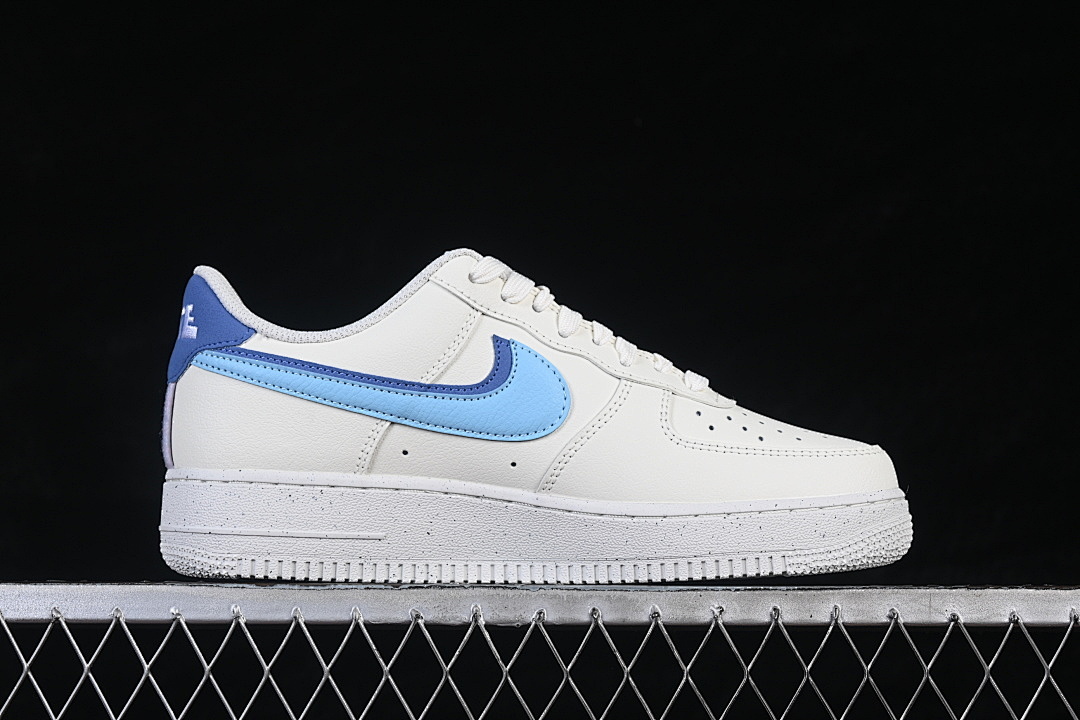 Nike [DO9786-100]-[AIR FORCE 1 LOW 07 LV8 MEDIUM BLUE/BLACK/BLUE CHILL]-[WOMAN:36-39]-[MAN:40-45] - Image 16