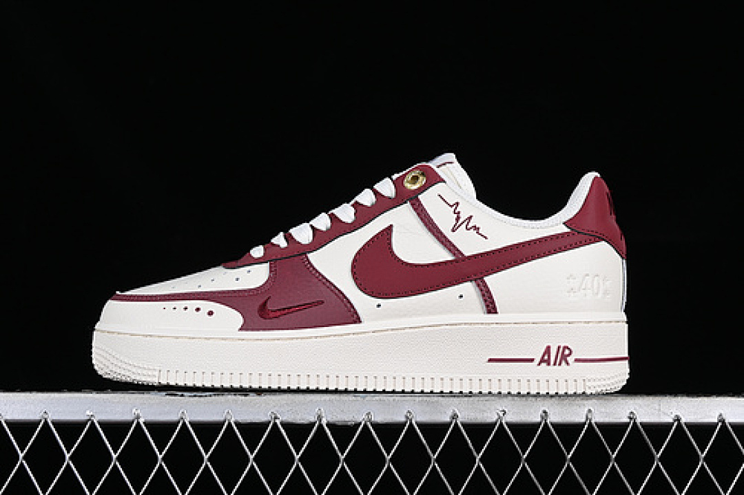 Nike [DQ7582-103]-[AIR FORCE 1 07 LOW WHITE/RED]-[WOMAN:36-39]-[MAN:40-45], photo 1