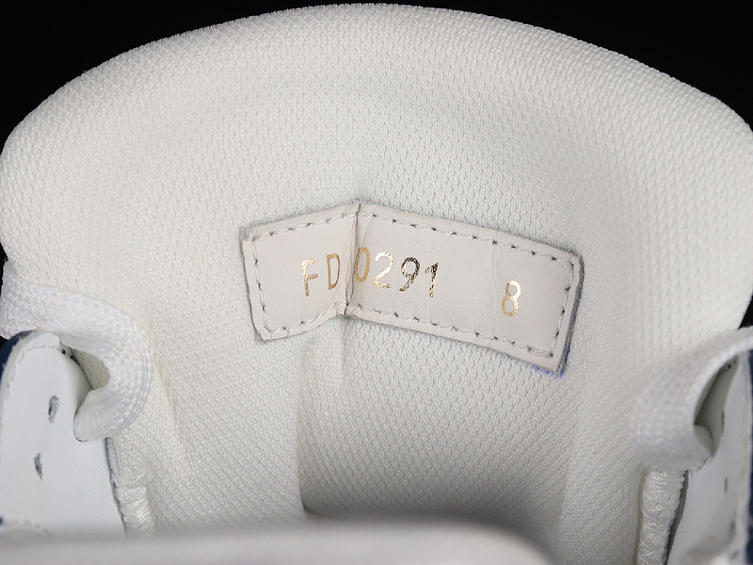 Louis Vuitton [L*V FASHION SNEAKERS NAVY BLUE/WHITE/NAVY BLUE]-[MAN:38-46] - Image 6