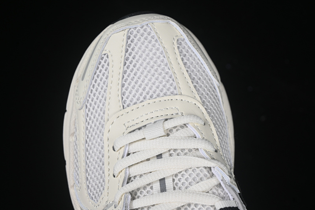 Nike [FJ2028-001]-[AIR ZOOM VOMERO 5 PHANTOM/METALLIC PLATINUM/LIGHT IRON ORE]-[WOMAN:36-40] - Image 10