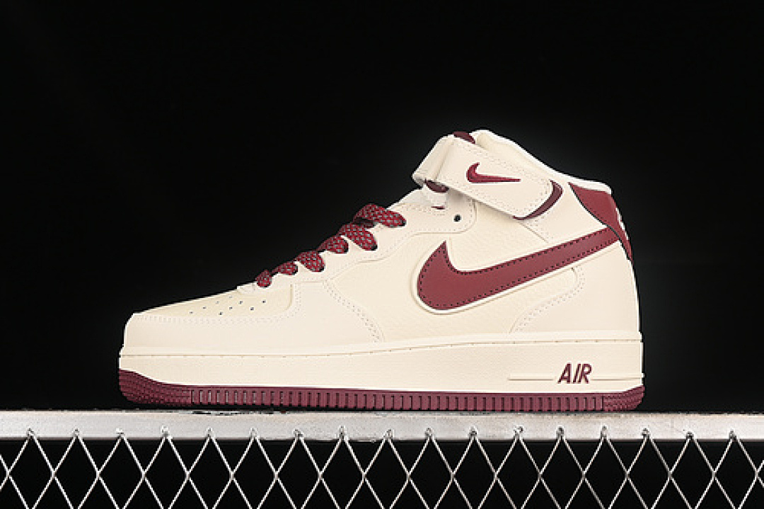 Nike [SH0235-533]-[AIR FORCE 1 07 MID OFF WHITE/RED]-[WOMAN:36-39]-[MAN:40-45], photo 1