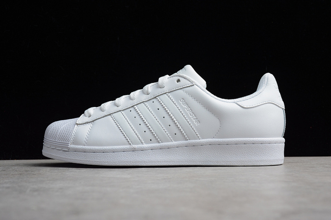 Unbranded [B27136]-[AD SUPERSTAR FOUNDATION WHITE/WHITE/WHITE]-[WOMAN:36-39 1/3]-[MAN:40-44]-[OG00124], photo 1