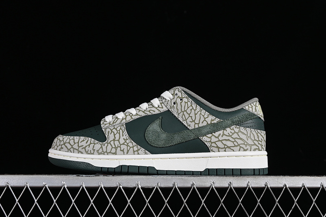 Nike DUNK LOW SB URBAN LANDSCAPE 2.0 DARK STUCCO/VINTAGE GREEN/SUMMIT WHITE/ALABASTER · HF4878-053, photo 1