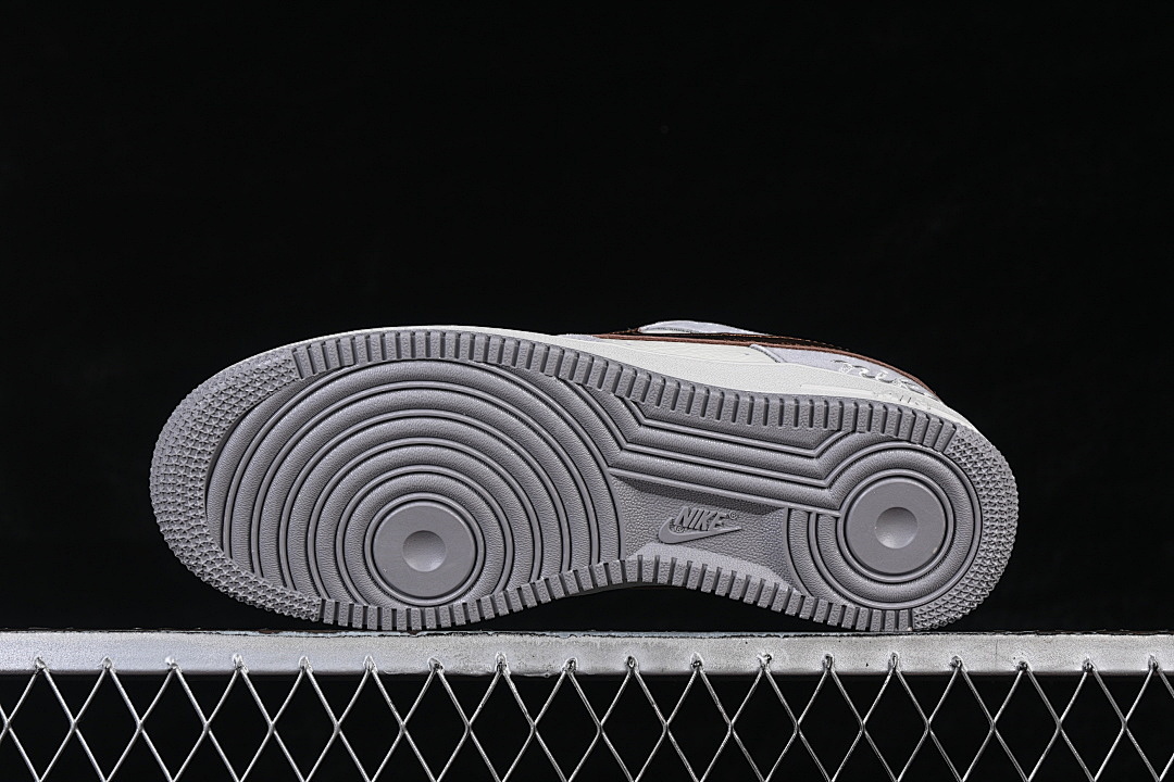 Nike [DV5477-007]-[AIR FORCE 1 07 LOW WHITE/GREY/GOLD]-[WOMAN:36-39]-[MAN:40-45] - Image 15
