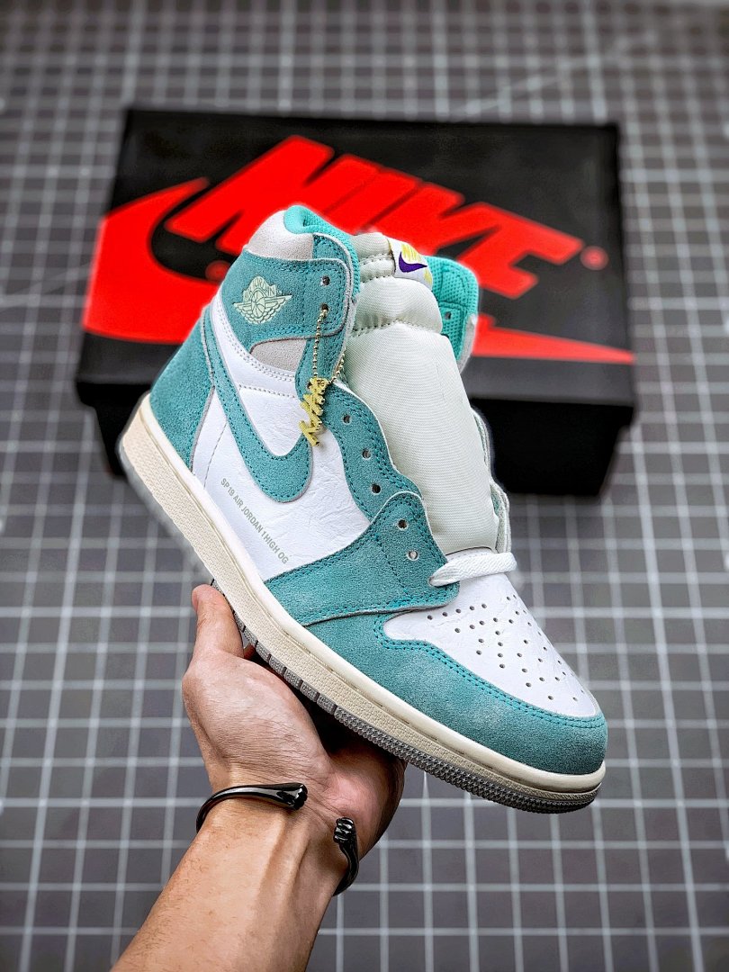 Jordan ORIGINAL QUALITY AIR Jordan 1 RETRO HIGH TURBO GREEN/SAIL-WHITE · 555088-311, photo 1
