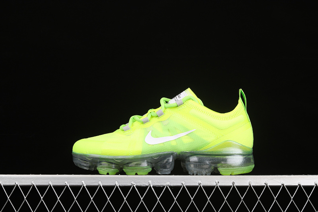 Unbranded [AR6632-700]-[AIR VAPORMAX 2019 VOLT/VOLT GLOW-BARELY VOLT-SPRUCE AURA]-[WOMAN:36-39], photo 1