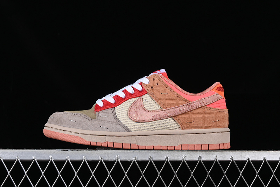 Unbranded [FN0316-999]-[CLOT X DUNK LOW WHAT THE BROWN/GREY/RED]-[WOMAN:35.5-39]-[MAN:40-47.5], photo 1