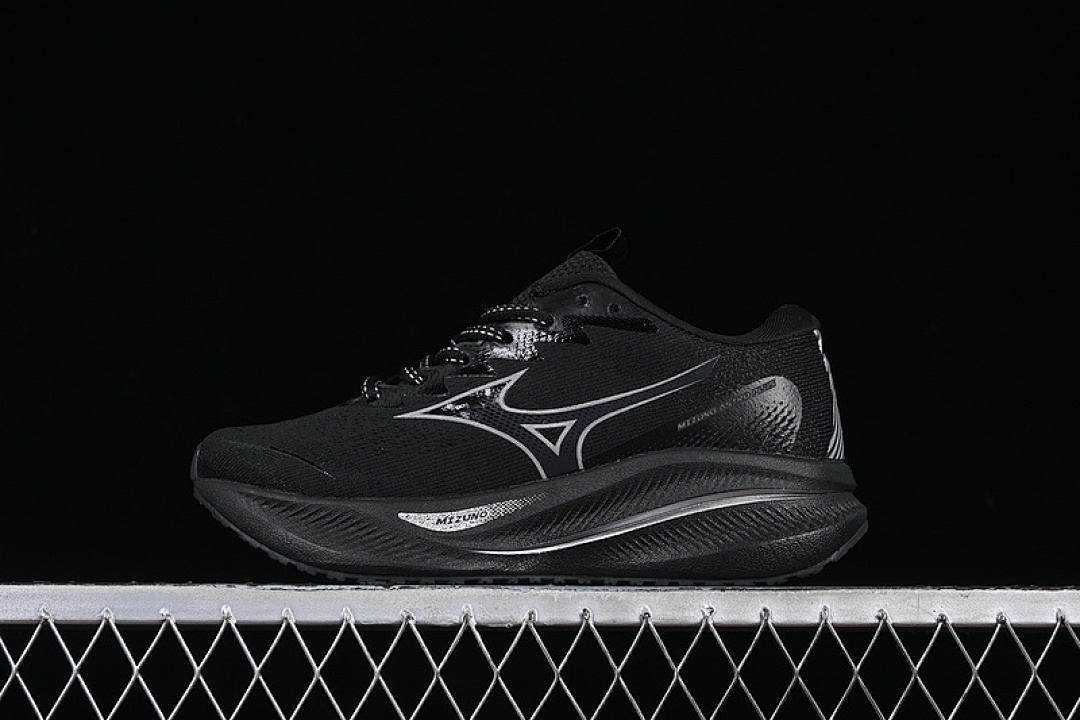 Mizuno [D1GH240101]-[MIZUNO ASTRO PLUS BLACK/WHITE]-[WOMAN:36-39]-[MAN:40-45], photo 1