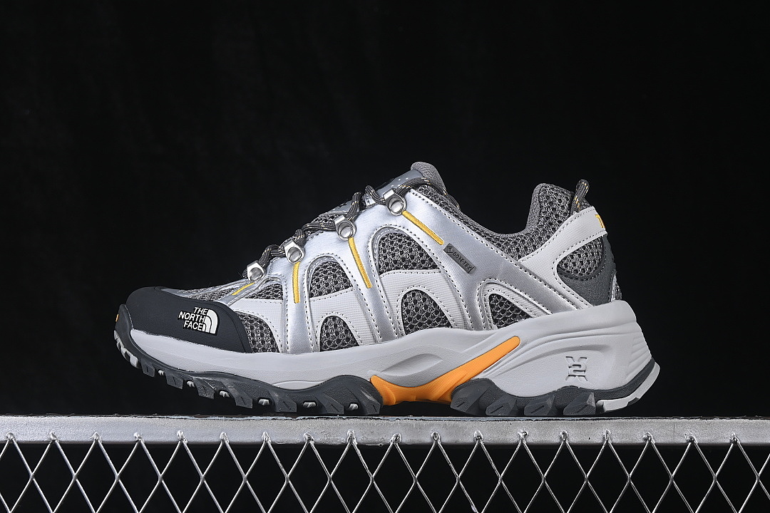 Unbranded [NF0A8ADU8HI-085]-[HEDGEHOG 06 GORE-TEX GREY/SILVER/BLACK]-[WOMAN:36-39]-[MAN:40-45], photo 1
