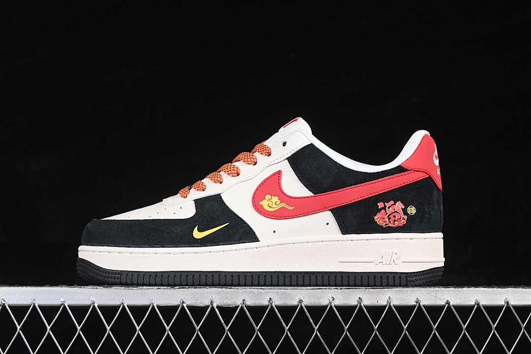 Nike [MZ9588-835]-[AIR FORCE 1 07 LOW CASUAL SNEAKERS WHITE/BLACK/RED]-[WOMAN:36-39]-[MAN:40-45] - Image 2