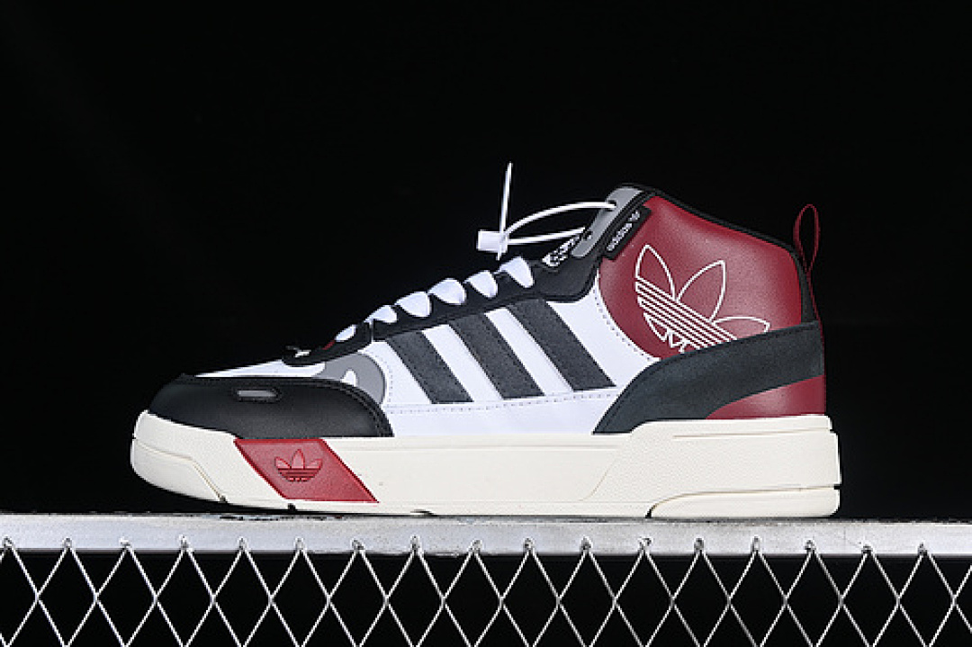 Unbranded [ID0845]-[POST UP WHITE/RED/BLACK/GREY]-[WOMAN:36-39]-[MAN:40-45], photo 1