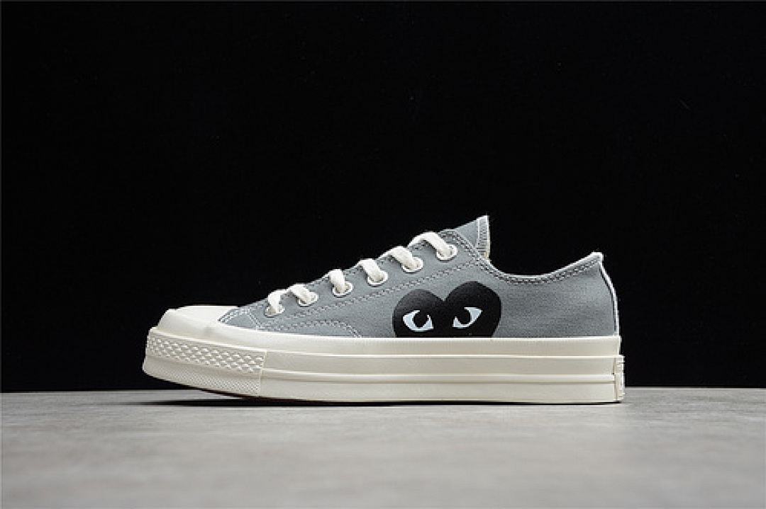 Converse Converse [171849C]-[COMME DES GARÇONS PLAY X CHUCK TAYLOR ALL-STAR 70S LOW STEEL GRAY/EGRET/BLACK], photo 1