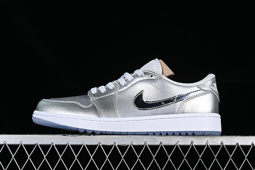 Jordan [FD6848-001]-[AIR JORDAN 1 LOW GOLF GIFT GIVING WHITE/BLACK/SILVER]-[UNISEX:35.5-47.5], photo 1