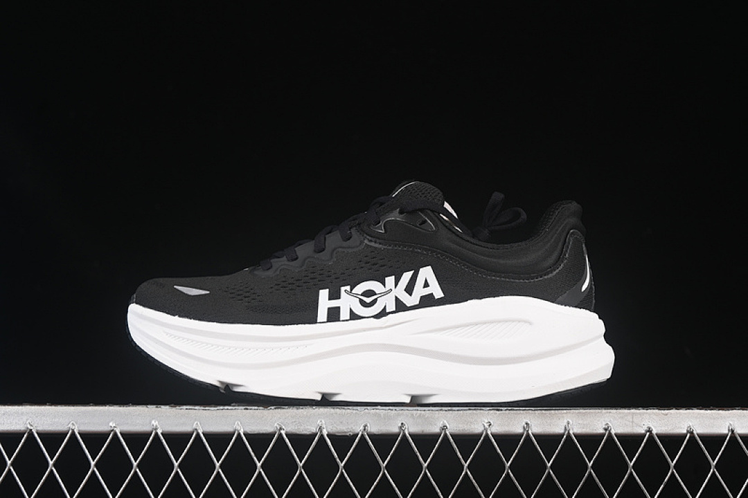 On Running [1162011 BWHT]-[HOKA ONE BONDI 9 BLACK/WHITE]-[WOMAN:36-39]-[MAN:40-45] - Image 2