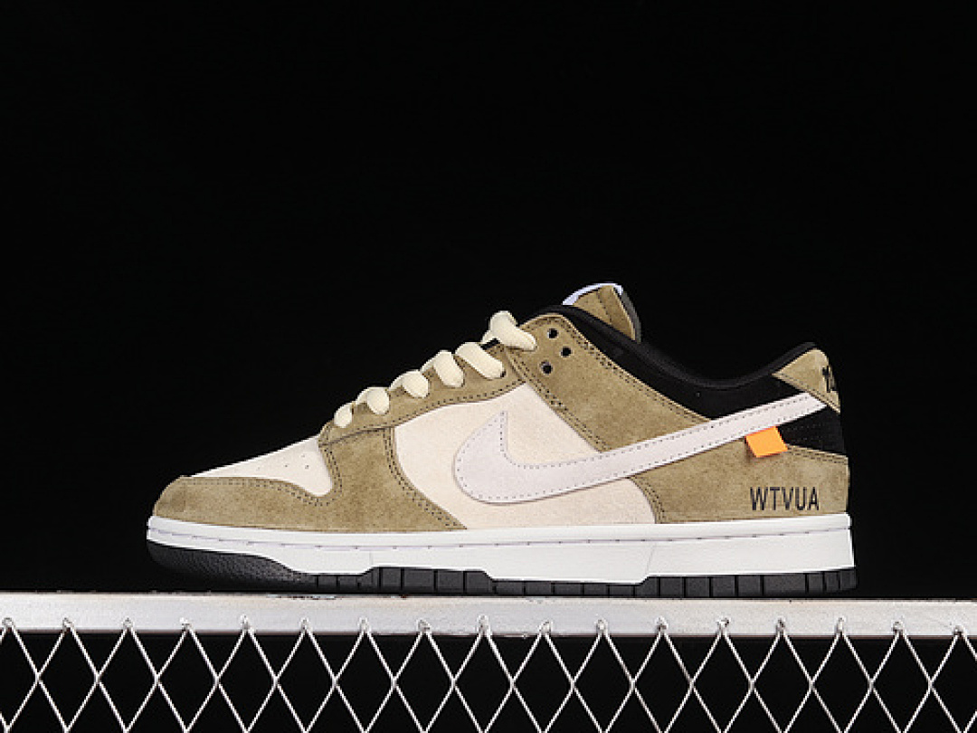 Unbranded [WT1233-028]-[WTVUA SB DUNK LOW WHITE/BLACK/GREEN]-[WOMAN:36-39]-[MAN:40-46], photo 1