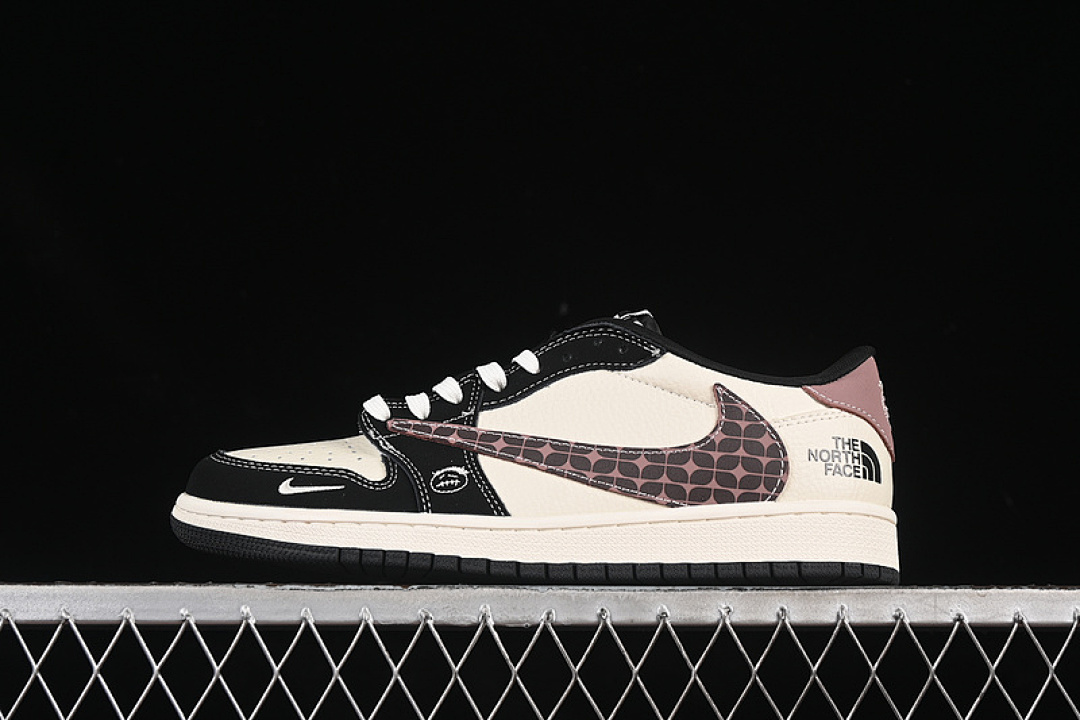Jordan [XS2024-036]-[TRAVIS SCOTT X FRAGMENT DESIGN AIR JORDAN 1 LOW OG SP WHITE/BLACK/BROWN], photo 1