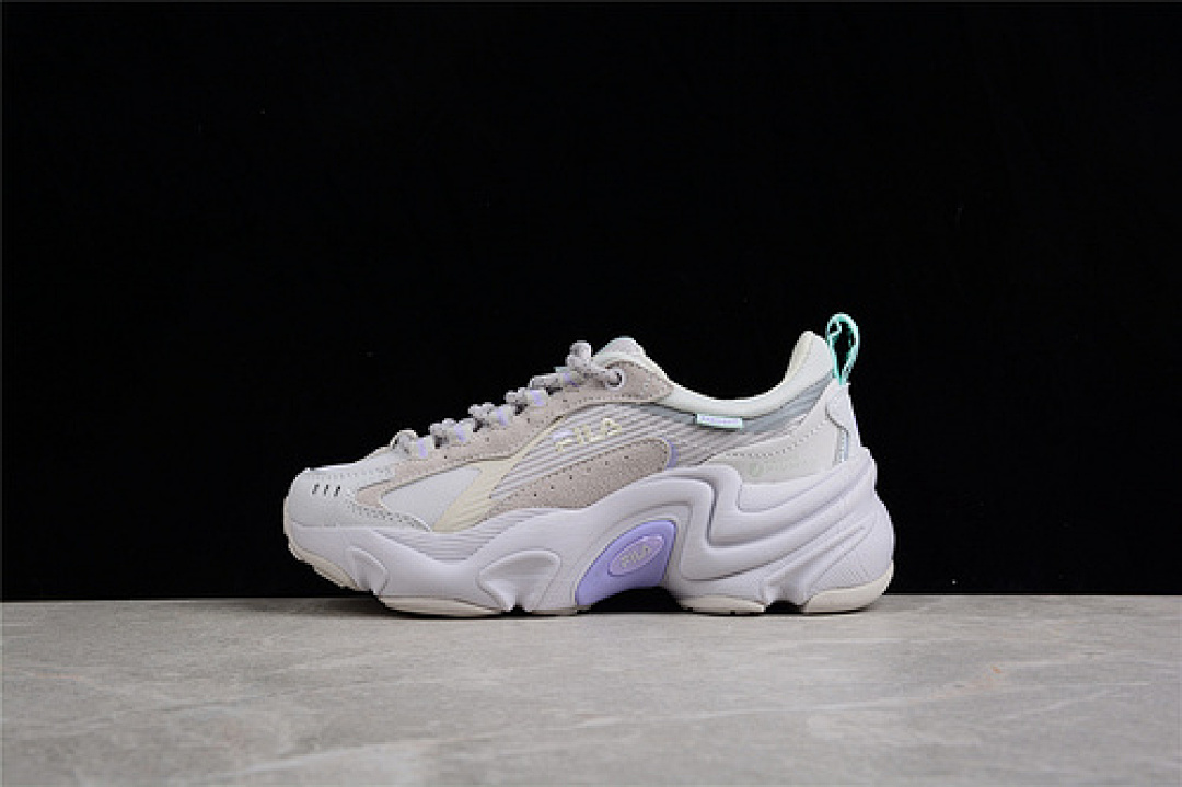 Fila [F12W141107FNC]-[FU*SION HERITAGE RUNNING SHOES BEIGE/BEIGE/GREY]-[WOMAN:36-40], photo 1