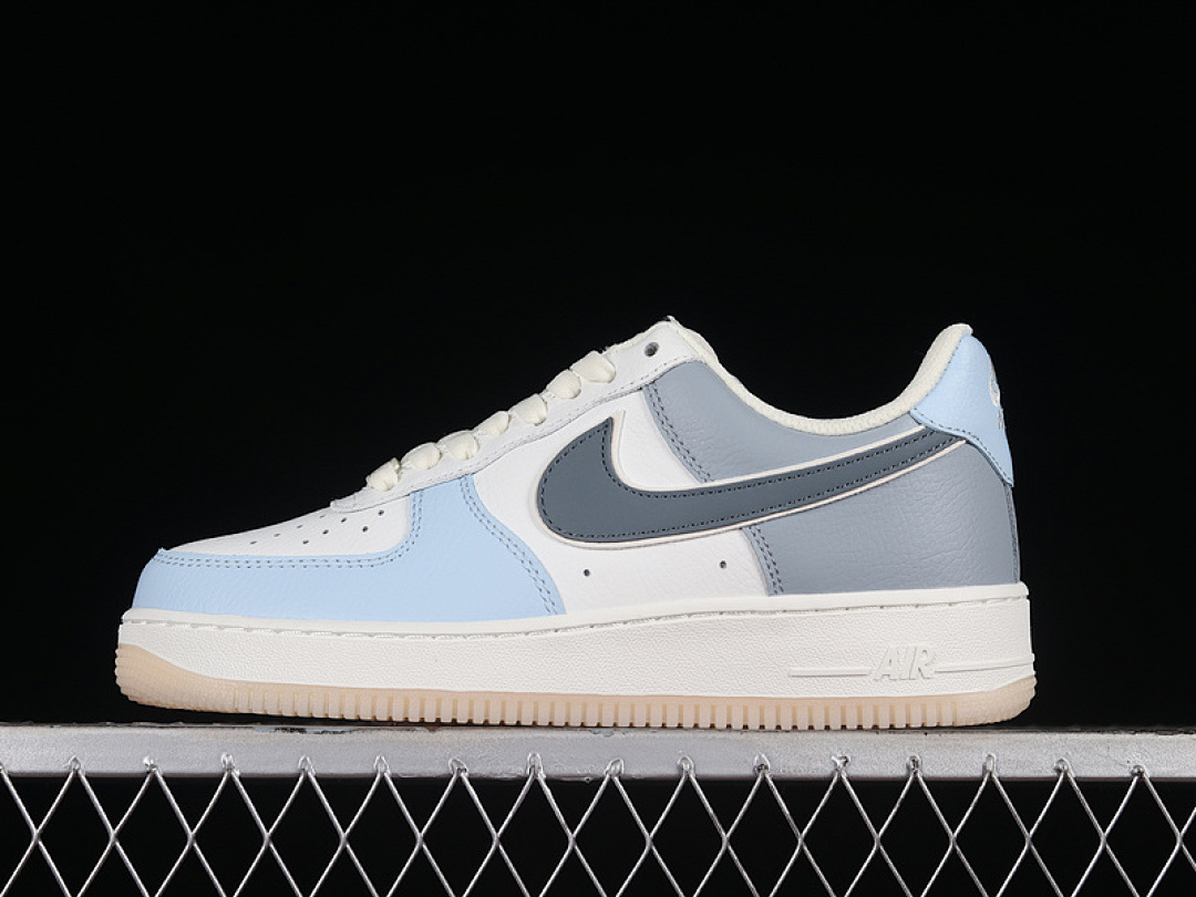 Nike [AA1366-401]-[AIR FORCE 1 07 LOW WHITE/BLUE/GREY]-[WOMAN:36-39]-[MAN:40-45], photo 1