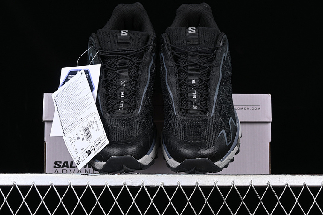 On Running [471326-28]-[XT SLATE FOR WOOD OUTDOOR OFF ROADING BLACK/GREY]-[WOMAN:36-39]-[MAN:40-45] - Image 12