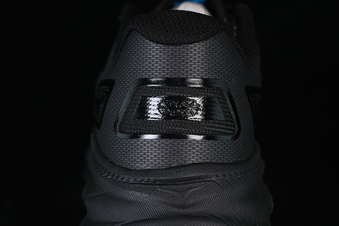 On Running [1155370 BBNB]-[ONE ONE CLIFTON 9 KNITTED MESH RUNNING SHOES BLACK/INKINESS]-[WOMAN:36-39]-[MAN - Image 6