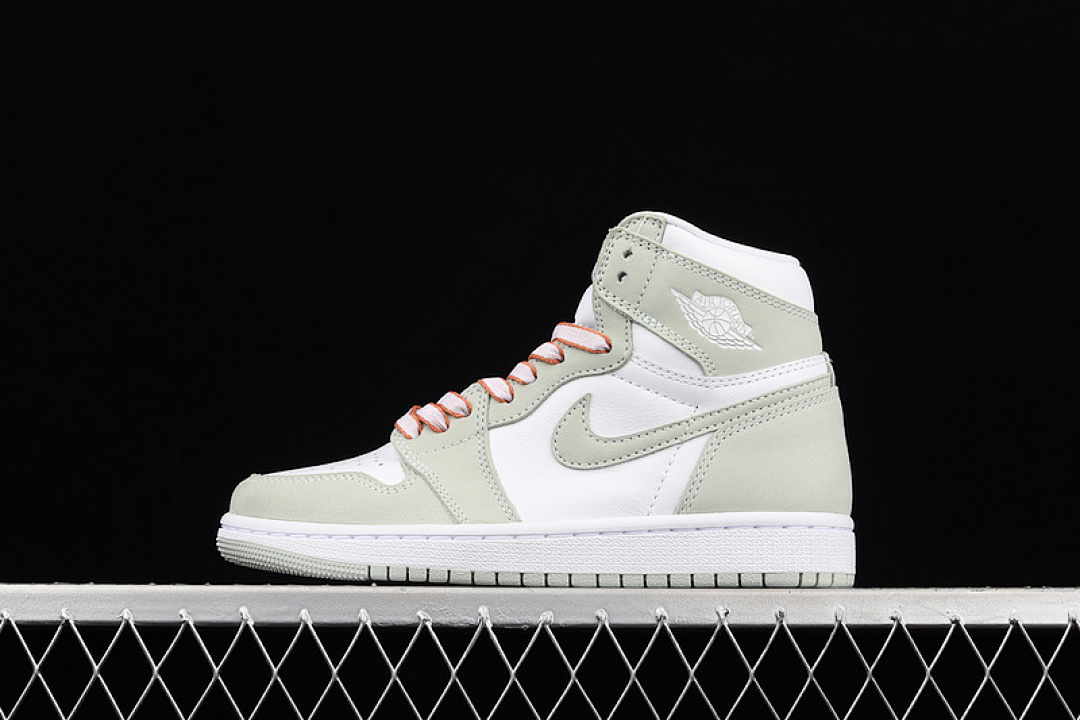 Jordan [CD0461-002]-[AIR JORDAN 1 RETRO HIGH OG SEAFOAM/HEALING ORANGE/WHITE]-[UNSIEX:36-44.5], photo 1