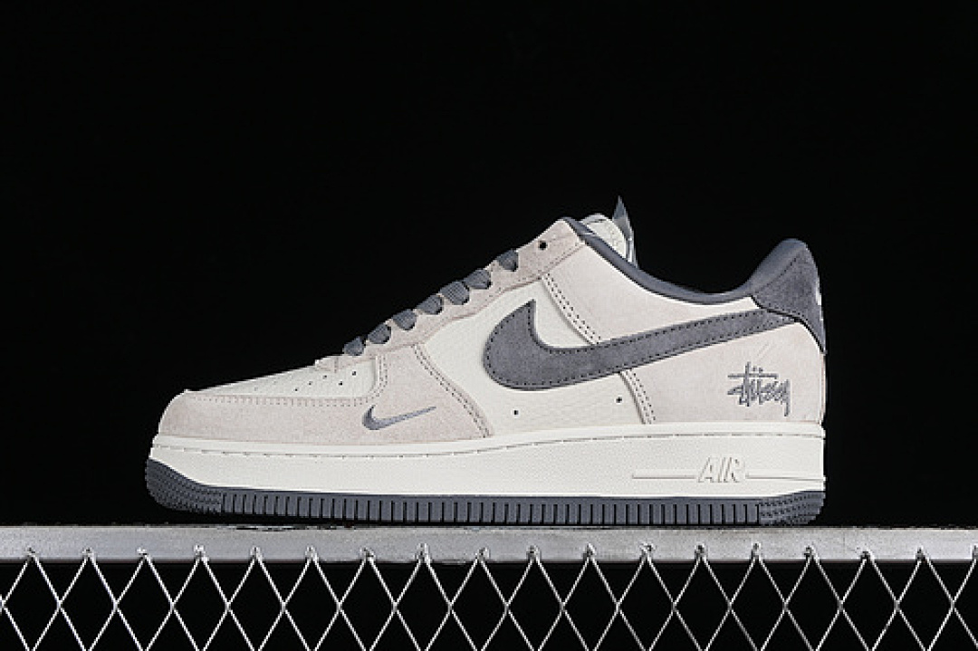 Nike [HD1968-013]-[AIR FORCE 1 07 LOW WHITE/GREY/SILVER]-[WOMAN:36-39]-[MAN:40-45], photo 1