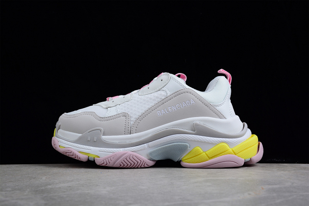 Unbranded [W2FW47541]-[BA*LEN*CIAGA TRIPLE S SNEAKERS BEIGE/WHITE/PINK]-[WOMAN:35-39]-[MAN:40-46], photo 1