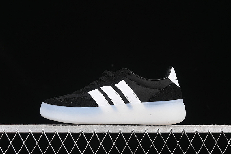 BARREDA DECODE WHITE/BLUE · JI2316, photo 1