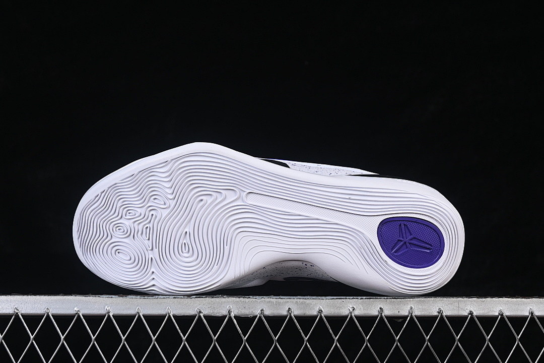 Nike [IH1401-100]-[KOBE 9 ELITE LOW EM PROTRO WHITE/COURT PURPLE/WHITE]-[WOMAN:39]-[MAN:40-47.5] - Image 16
