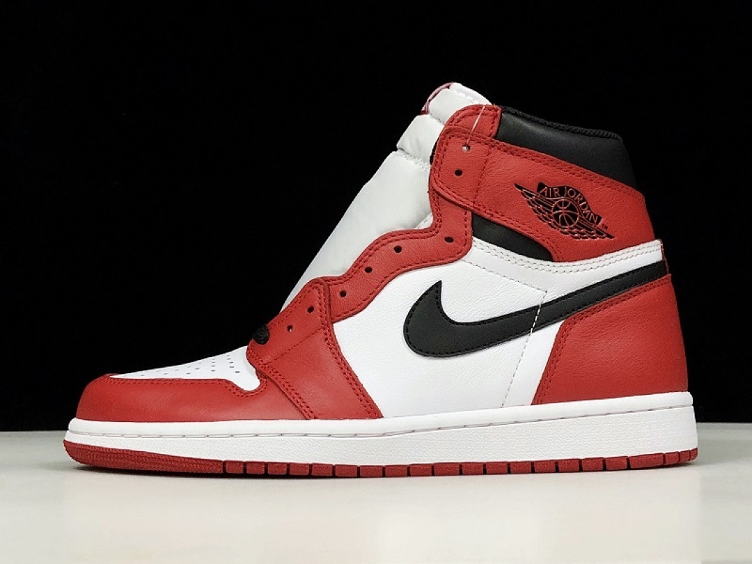 Jordan [555088-101]-[AIR JORDAN 1 RETRO HIGH OG CHICAGO WHITE/BLACK-VARSITY RED]-[MAN:41-46], photo 1
