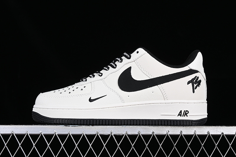 Nike Nike AIR FORCE 1 07 LOW BLACK/WHITE · PF9055-754, photo 1