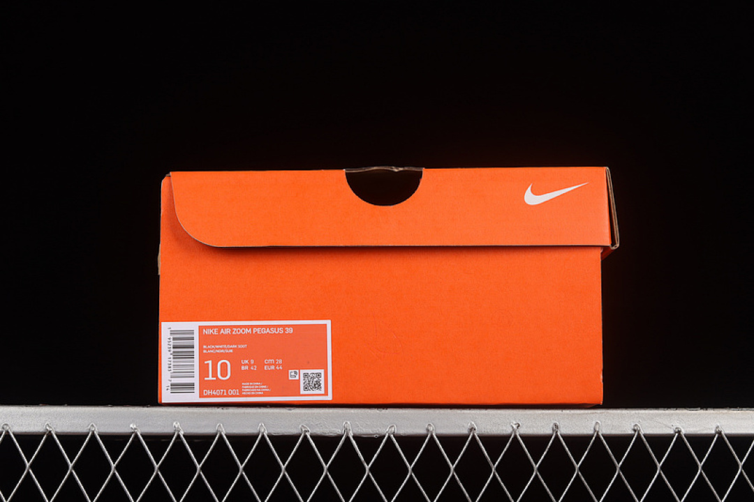 Nike [DH4071-001]-[AIR ZOOM PEGASUS 39 WHITE/BLACK/BLACK]-[WOMAN:36-39]-[MAN:40-45] - Image 2