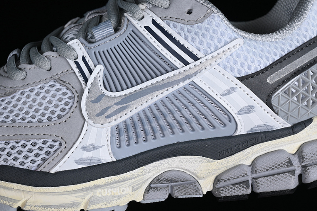 Nike [FD9919-001]-[ZOOM VOMERO 5 SP GREY/SILVER/BLACK/WHITE]-[WOMAN:36-39]-[MAN:40-45] - Image 7