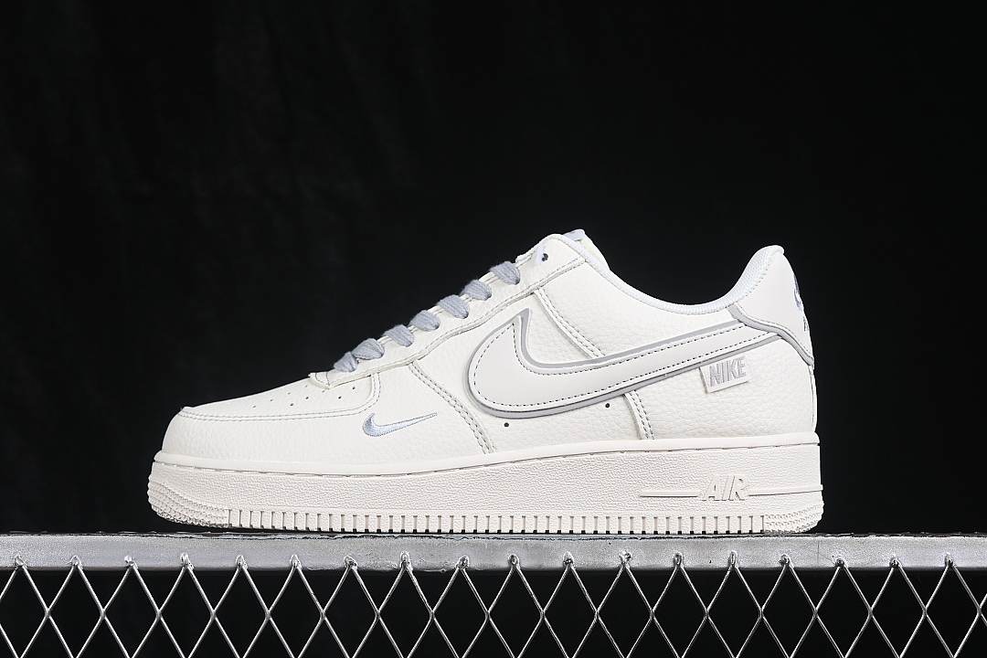 Nike [DN9688-120]-[AIR FORCE 1 07 LOW CASUAL SNEAKERS WHITE/WHITE/WHITE]-[WOMAN:36-39]-[MAN:40-45] - Image 2