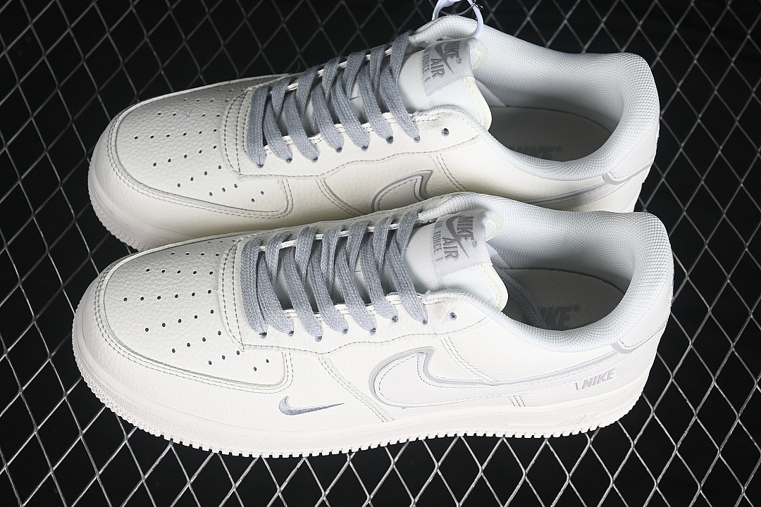 Nike [DN9688-120]-[AIR FORCE 1 07 LOW CASUAL SNEAKERS WHITE/WHITE/WHITE]-[WOMAN:36-39]-[MAN:40-45] - Image 11