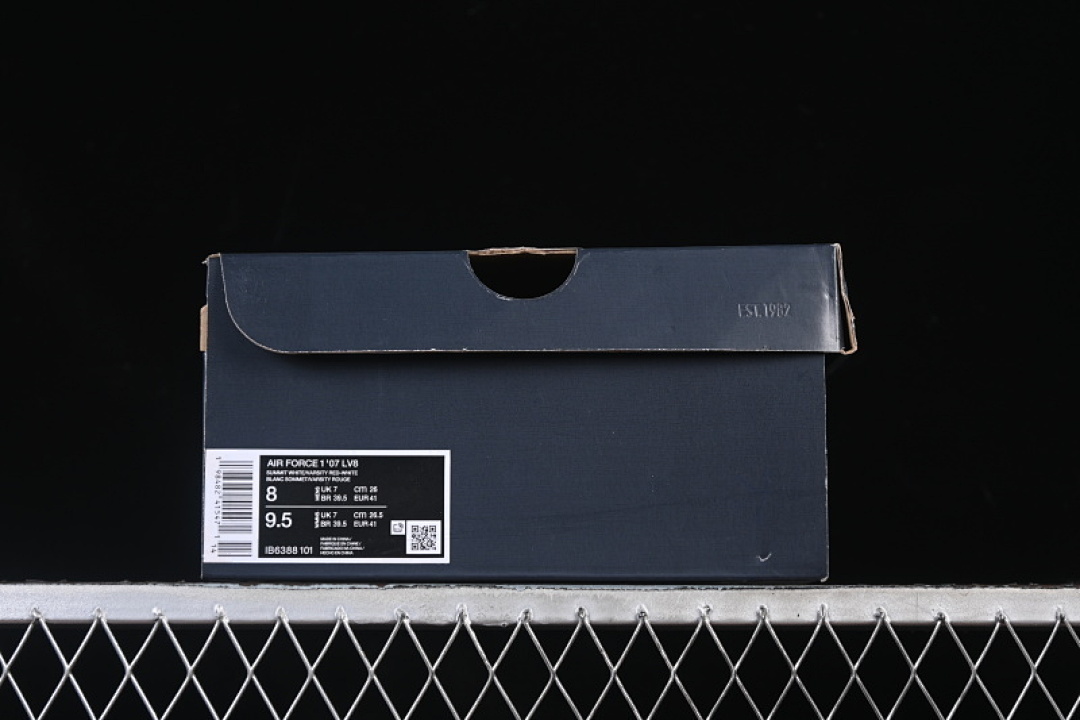 Nike [IB6388-101]-[AIR FORCE 1 07 LOW CASUAL SNEAKERS RED/WHITE/GREY]-[WOMAN:36-39]-[MAN:40-45] - Image 11